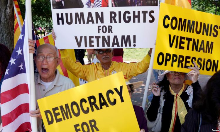 Biểu tình phản đối chuyến thăm Hoa Kỳ của Thủ tướng Nguyễn Xuân Phúc